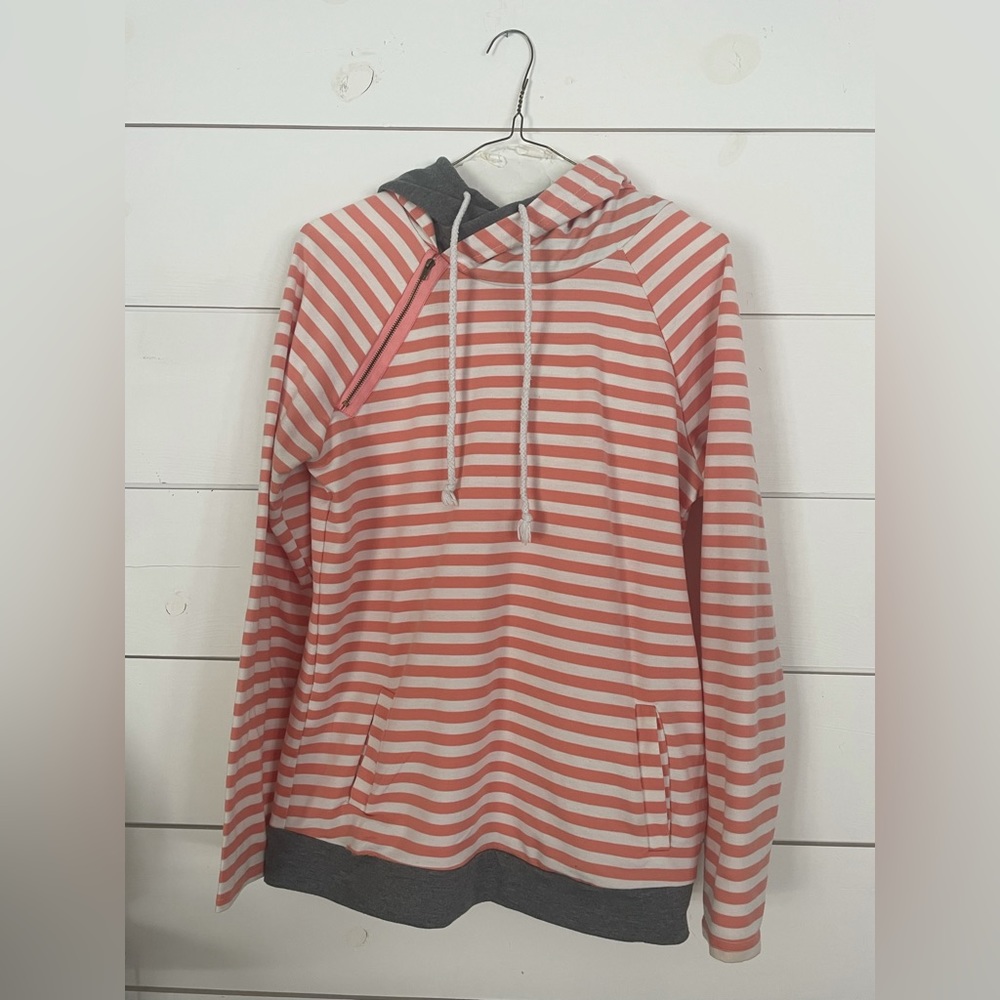 Boutique light sweatshirt